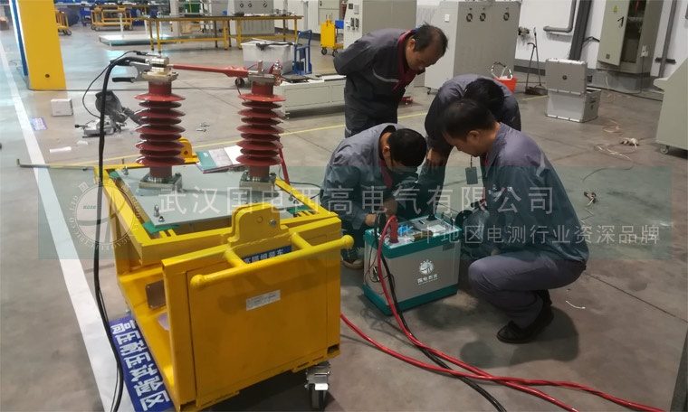 国电西高前往中车洛阳分公司调试智能回路